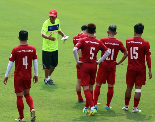 hlv mai duc chung tiep tuc dan dat dt viet nam hinh anh 1