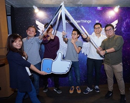 loat-su-kien-ra-mat-galaxy-note8-tren-the-gioi-5