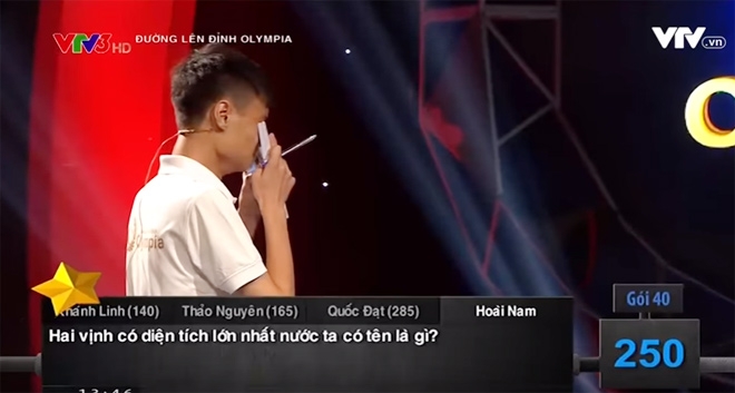 quan quan olympia bi “nem da” vi khoc nhu mua khi gianh chien thang hinh anh 2