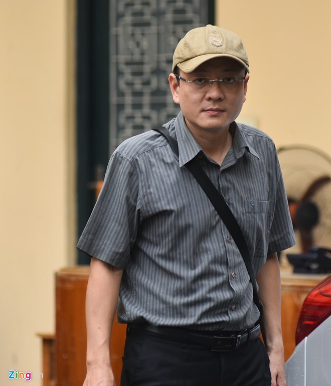 Em ho Nguyen Xuan Son duoc luat su de nghi tra tu do tai toa hinh anh 1