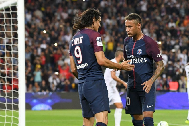 PSG náo loạn: Cavani dùng Messi "cà khịa" Neymar, 8 ngôi sao nguy cơ ra đường - 2