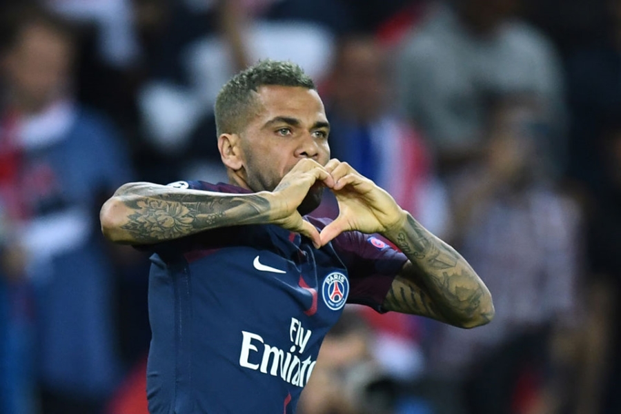 Neymar - Cavani giup PSG nhan chim Bayern hinh anh 5