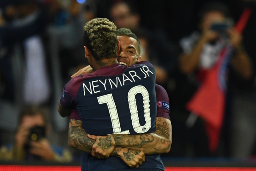 Neymar - Cavani giup PSG nhan chim Bayern hinh anh 6