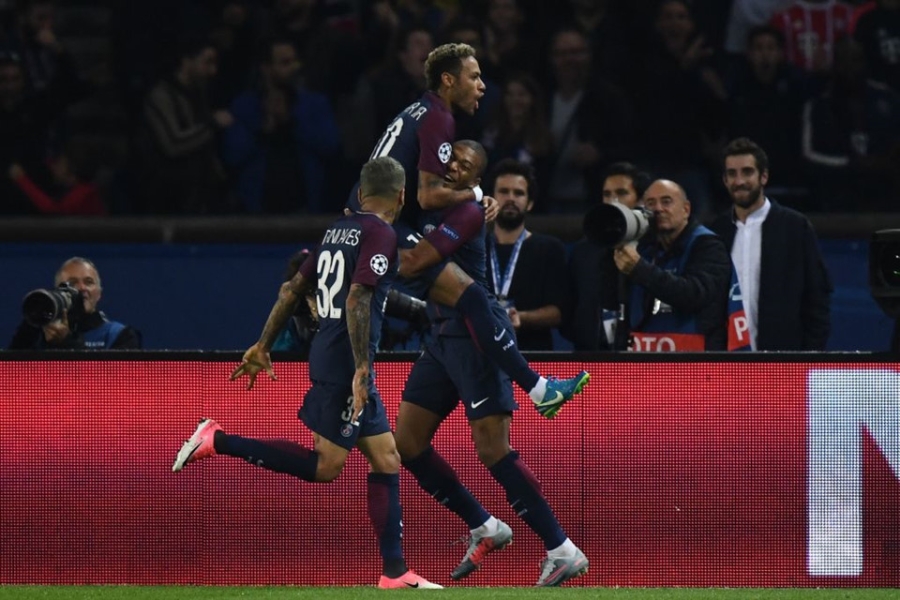 Neymar - Cavani giup PSG nhan chim Bayern hinh anh 15