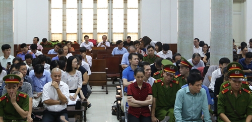 toa-kien-nghi-xet-lai-viec-mua-bat-buoc-oceanbank-gia-0-dong-2