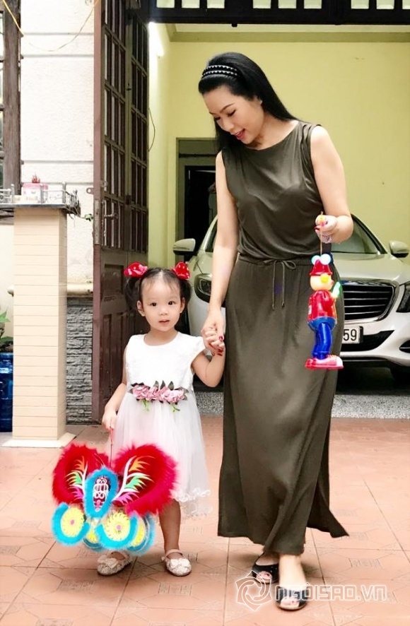 sao việt, sao việt vui trung thu, trung thu của sao việt, con sao việt đi chơi trung thu, sao việt làm gì dịp trung thu